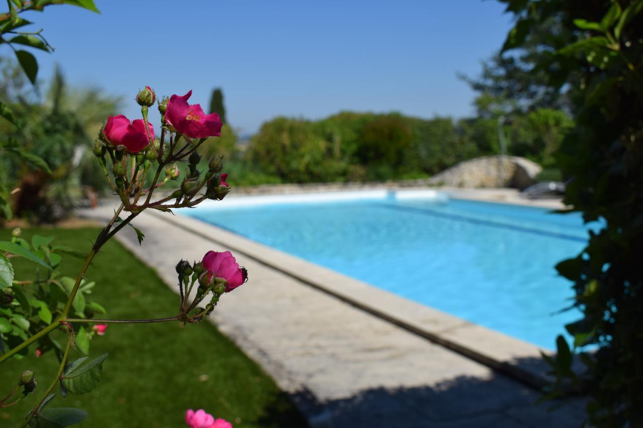 Hotel La Bastide Bleue Séguret Exterior foto